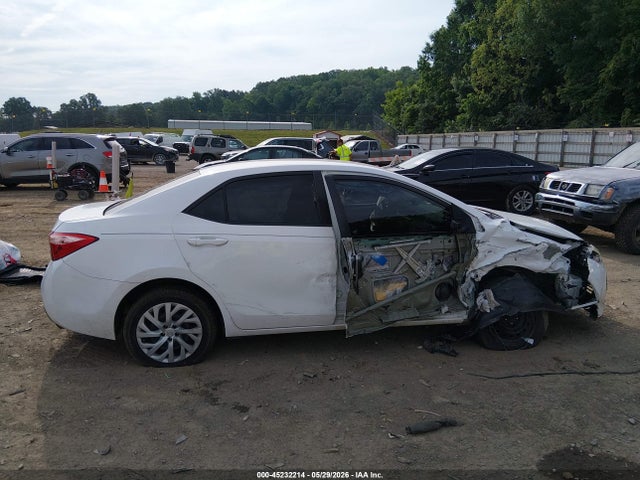 Aukcja sprzedaży 2017 Toyota Corolla Le, vin: 5YFBURHE2HP648524, numer aukcji: 45232214