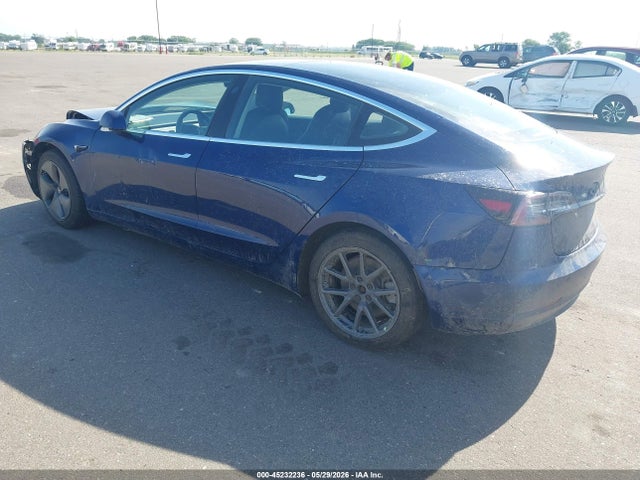 Tesla Model 3 Long Range/performance 2018 5YJ3E1EB9JF088578 Image 3