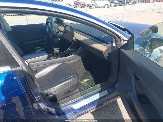 Tesla Model 3 Long Range/performance 2018 5YJ3E1EB9JF088578 Image 5
