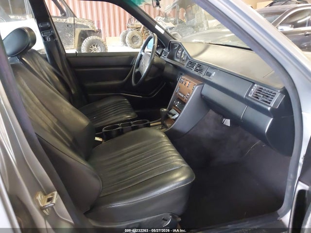Продажа на аукционе авто 1989 Mercedes-benz 260 E, vin: WDBEA26D2KB000709, номер лота: 45232263