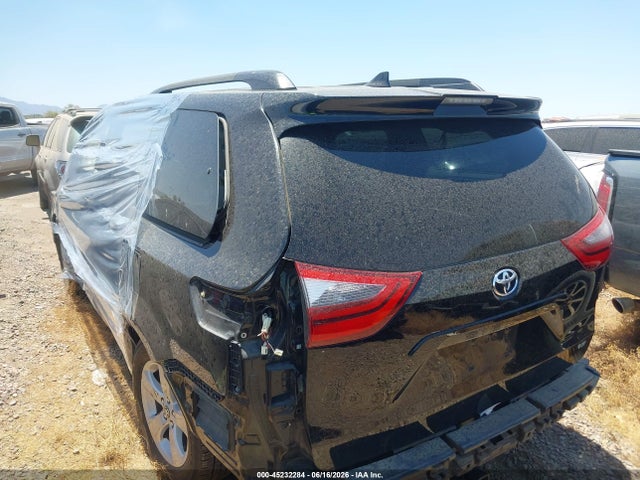 Toyota SIENNA LE 2020 5TDKZ3DC5LS047269 Image 3