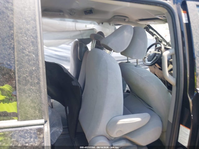 Toyota SIENNA LE 2020 5TDKZ3DC5LS047269 Image 8