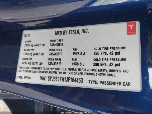 2018 Tesla Model 3 Long Range/mid Range მანქანა იყიდება აუქციონზე, vin: 5YJ3E1EA1JF164463, აუქციონის ნომერი: 45232294