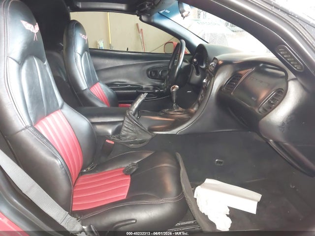 45232313 :رقم المزاد ، 1G1YY22G0V5102872 vin ، 1997 Chevrolet Corvette مزاد بيع