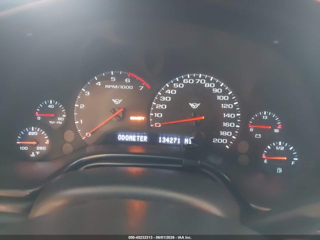 45232313 :رقم المزاد ، 1G1YY22G0V5102872 vin ، 1997 Chevrolet Corvette مزاد بيع
