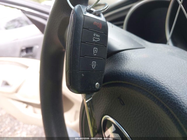 2015 Kia Optima Lx მანქანა იყიდება აუქციონზე, vin: 5XXGM4A77FG456316, აუქციონის ნომერი: 45232330