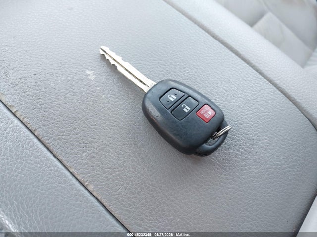 Продаж на аукціоні авто 2019 Toyota Highlander Le, vin: 5TDBZRFH1KS996568, номер лоту: 45232349