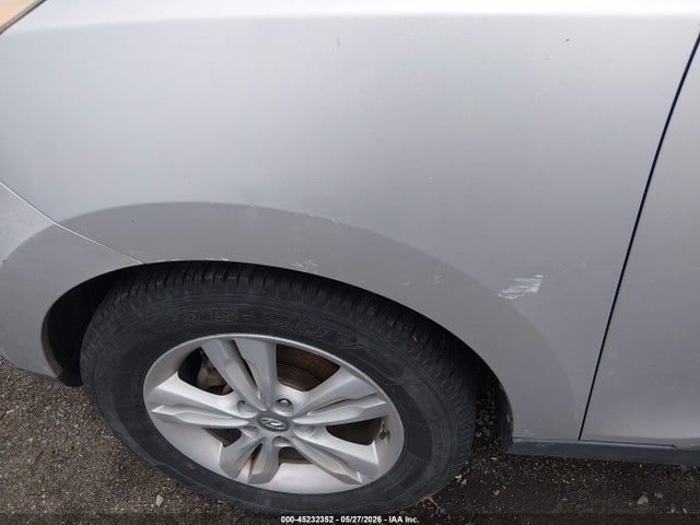 45232352 :رقم المزاد ، KM8JU3ACXAU095661 vin ، 2010 Hyundai Tucson Gls مزاد بيع