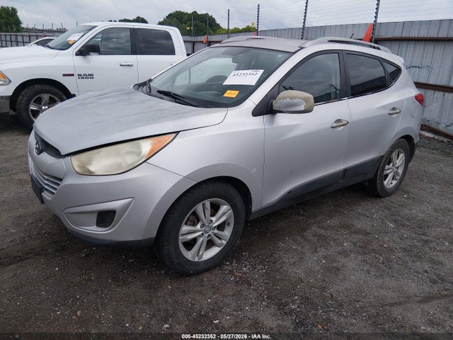 45232352 :رقم المزاد ، KM8JU3ACXAU095661 vin ، 2010 Hyundai Tucson Gls مزاد بيع