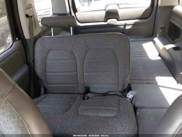 Продажа на аукционе авто 2002 Ford Explorer Xls, vin: 1FMZU72E32UA68281, номер лота: 45232366