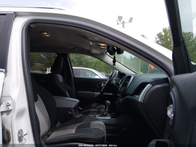 2014 Jeep Cherokee Latitude მანქანა იყიდება აუქციონზე, vin: 1C4PJMCB6EW182338, აუქციონის ნომერი: 45232424