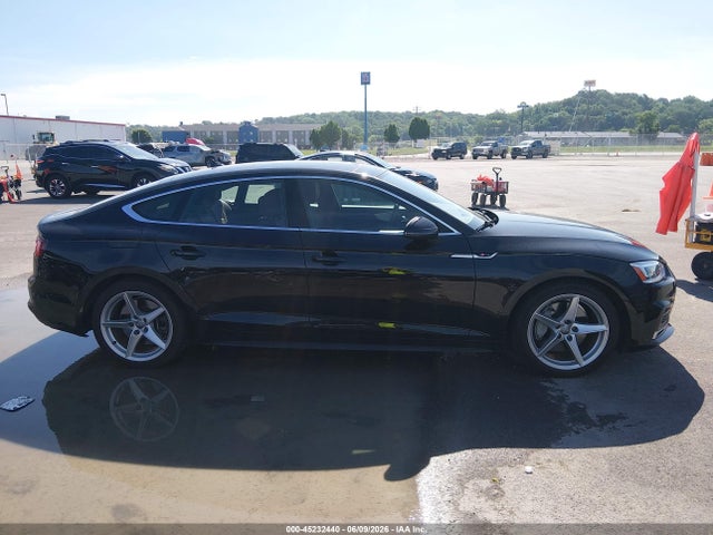 45232440 :رقم المزاد ، WAUDNCF54KA088195 vin ، 2019 Audi A5 45 Premium مزاد بيع