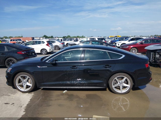 45232440 :رقم المزاد ، WAUDNCF54KA088195 vin ، 2019 Audi A5 45 Premium مزاد بيع