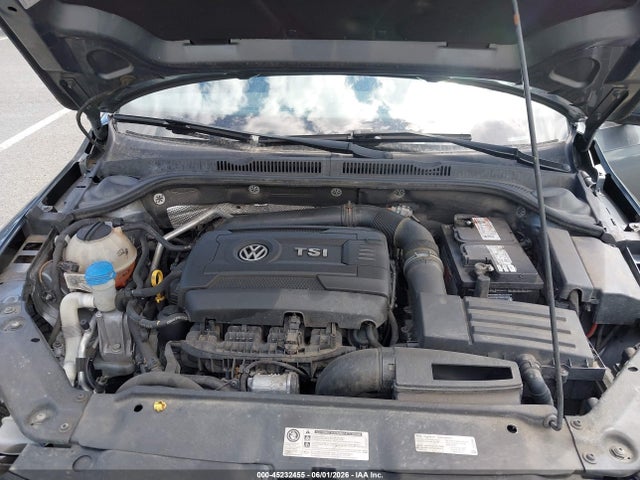 45232455 :رقم المزاد ، 3VW5T7AJ7GM296703 vin ، 2016 Volkswagen Jetta 2.0t Gli Se مزاد بيع