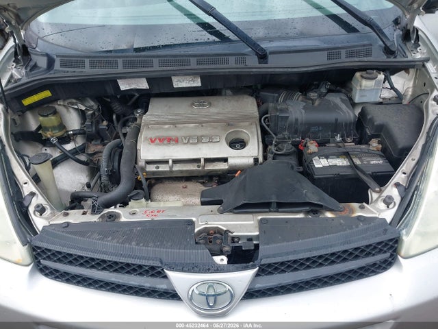 45232464 :رقم المزاد ، 5TDZA23C34S081326 vin ، 2004 Toyota Sienna Le مزاد بيع