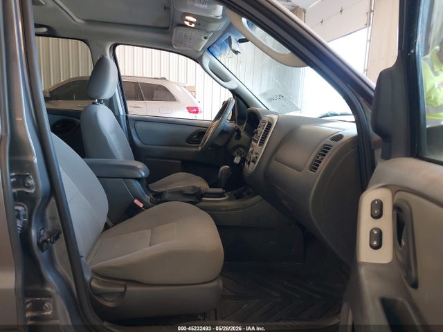 2006 Ford Escape Xlt/xlt Sport მანქანა იყიდება აუქციონზე, vin: 1FMYU03146KA17503, აუქციონის ნომერი: 45232493