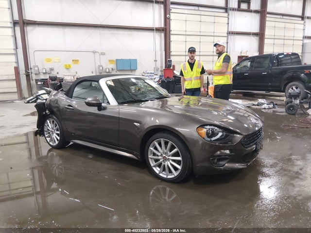 Fiat 124 Spider Lusso 2017 JC1NFAEK1H0104977 Image 14