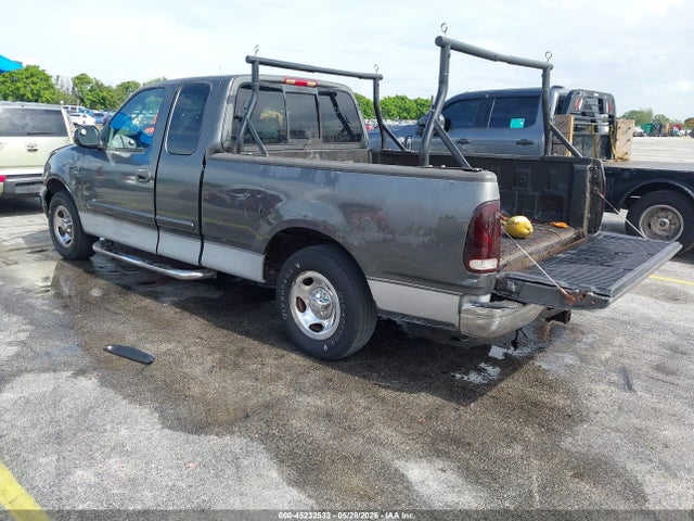 45232532 :رقم المزاد ، 1FTRX17W73NA67429 vin ، 2003 Ford F-150 Lariat/xl/xlt مزاد بيع