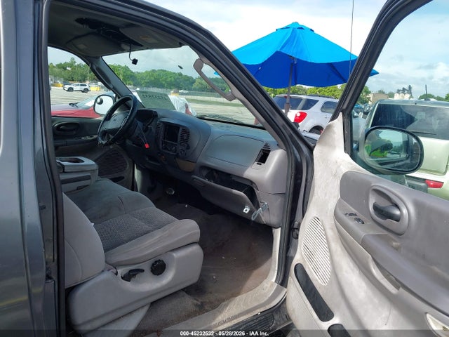 45232532 :رقم المزاد ، 1FTRX17W73NA67429 vin ، 2003 Ford F-150 Lariat/xl/xlt مزاد بيع
