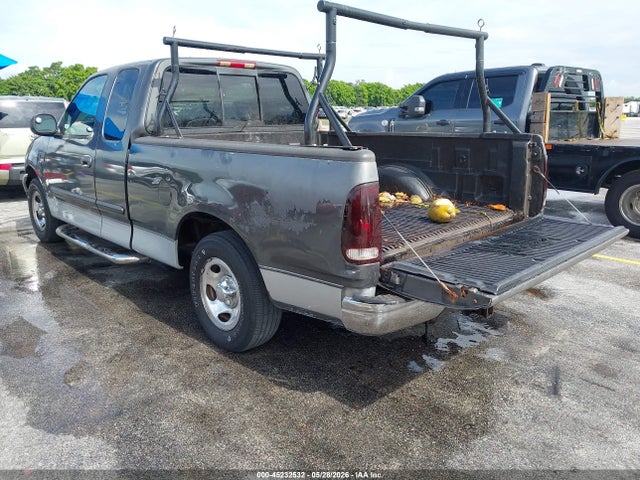 45232532 :رقم المزاد ، 1FTRX17W73NA67429 vin ، 2003 Ford F-150 Lariat/xl/xlt مزاد بيع