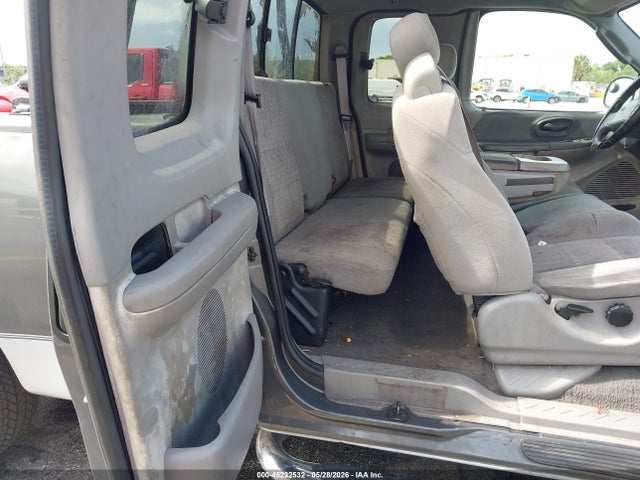 45232532 :رقم المزاد ، 1FTRX17W73NA67429 vin ، 2003 Ford F-150 Lariat/xl/xlt مزاد بيع