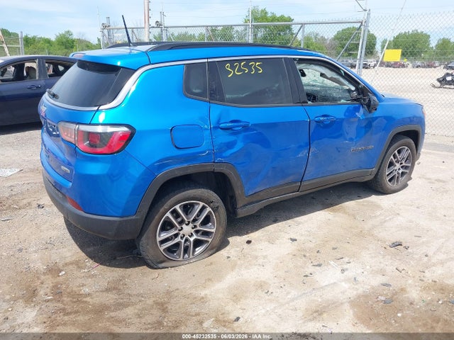 45232535 :رقم المزاد ، 3C4NJDBB5HT645993 vin ، 2017 Jeep New Compass Latitude 4x4 مزاد بيع