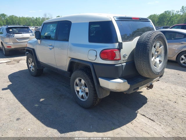 Продажа на аукционе авто 2008 Toyota Fj Cruiser, vin: JTEBU11F28K052747, номер лота: 45232537