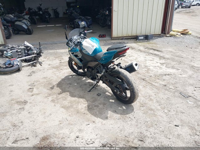 45232548 :رقم المزاد ، JKAEXKH10MDAB5700 vin ، 2021 Kawasaki Ex400 مزاد بيع