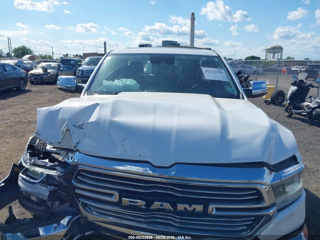 Aukcja sprzedaży 2022 Ram 1500 Laramie  4x4 5'7 Box, vin: 1C6SRFJT4NN381007, numer aukcji: 45232599