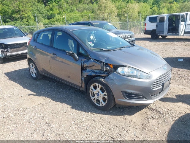 45232743 :رقم المزاد ، 3FADP4EJ5EM145731 vin ، 2014 Ford Fiesta Se مزاد بيع