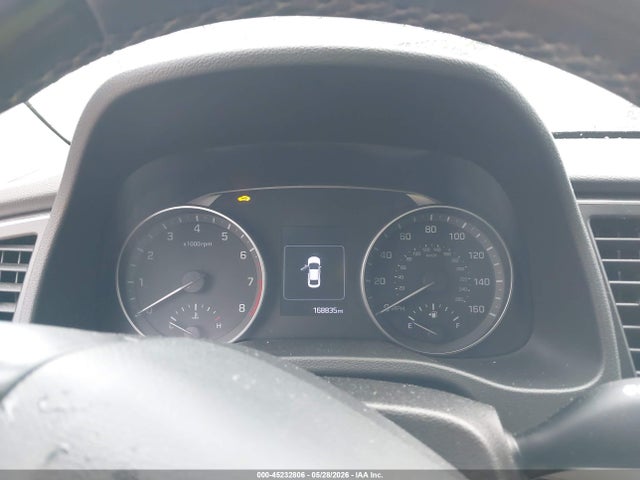 Hyundai Elantra Limited 2017 5NPD84LF7HH021105 Image 7