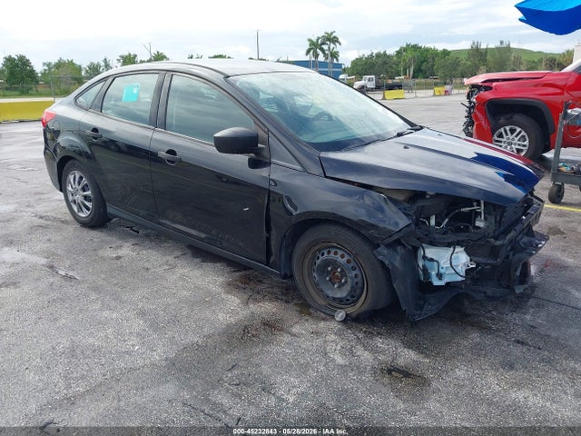 Auction sale of the 2017 Ford Focus S, vin: 1FADP3E28HL337833, lot number: 45232843