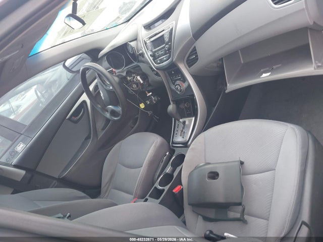 Продажа на аукционе авто 2013 Hyundai Elantra Gls, vin: 5NPDH4AE3DH260297, номер лота: 45232871