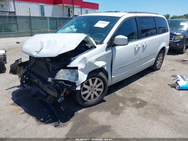 2014 Chrysler Town & Country Touring მანქანა იყიდება აუქციონზე, vin: 2C4RC1BG7ER403159, აუქციონის ნომერი: 45232877