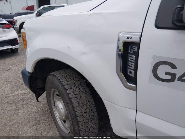 2017 Ford F-250 Xl მანქანა იყიდება აუქციონზე, vin: 1FD7W2A62HED72770, აუქციონის ნომერი: 45232902