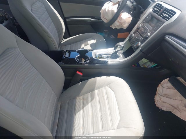 45232921 :رقم المزاد ، 3FA6P0G77GR295459 vin ، 2016 Ford Fusion S مزاد بيع