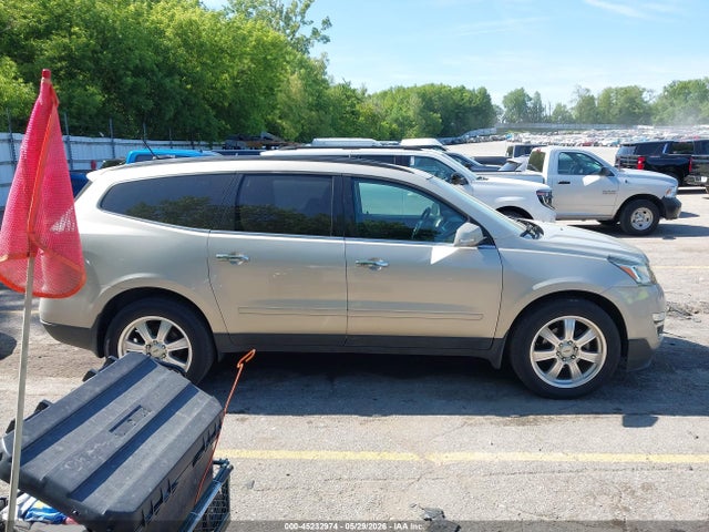2017 Chevrolet Traverse 1lt მანქანა იყიდება აუქციონზე, vin: 1GNKVGKD2HJ184146, აუქციონის ნომერი: 45232974