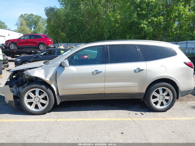 2017 Chevrolet Traverse 1lt მანქანა იყიდება აუქციონზე, vin: 1GNKVGKD2HJ184146, აუქციონის ნომერი: 45232974