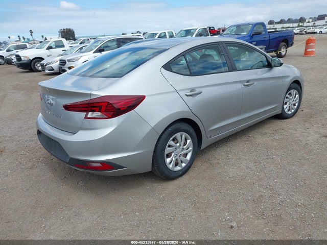 Hyundai ELANTRA SE 2020 5NPD74LF2LH612373 Image 4