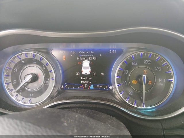 Продаж на аукціоні авто 2015 Chrysler 300 Limited, vin: 2C3CCAAG2FH929847, номер лоту: 45232984