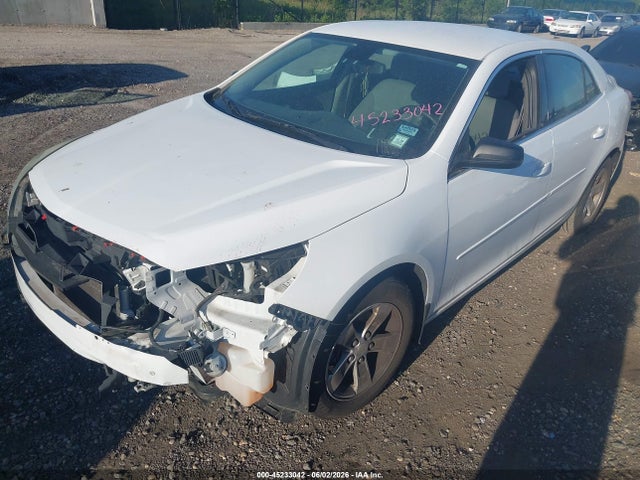 45233042 :رقم المزاد ، 1G11B5SL0FF180078 vin ، 2015 Chevrolet Malibu Ls مزاد بيع