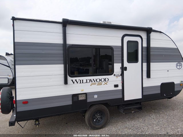 Продаж на аукціоні авто 2025 Forest River Wildwood, vin: 5ZT2WDEC4SG205332, номер лоту: 45233059