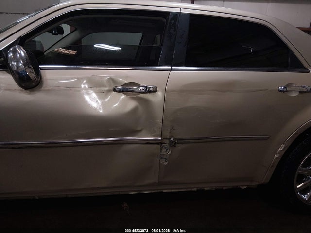 Продаж на аукціоні авто 2010 Chrysler 300c Hemi, vin: 2C3CA6CT3AH216414, номер лоту: 45233073