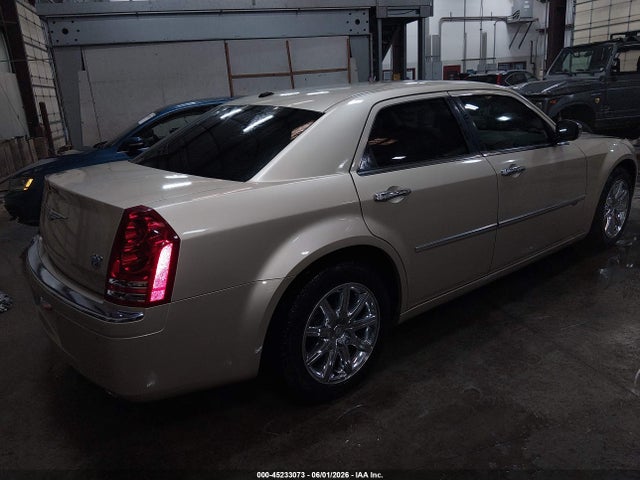 Продаж на аукціоні авто 2010 Chrysler 300c Hemi, vin: 2C3CA6CT3AH216414, номер лоту: 45233073