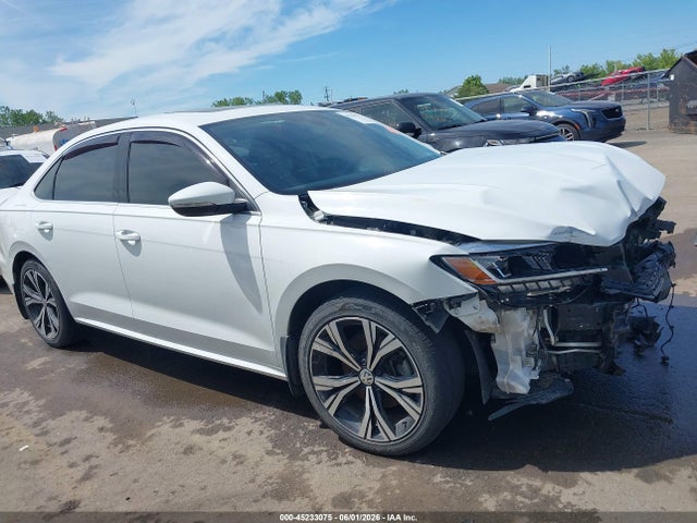 Продаж на аукціоні авто 2021 Volkswagen Passat 2.0t Se, vin: 1VWSA7A38MC017590, номер лоту: 45233075