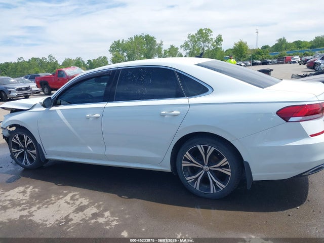 Продаж на аукціоні авто 2021 Volkswagen Passat 2.0t Se, vin: 1VWSA7A38MC017590, номер лоту: 45233075