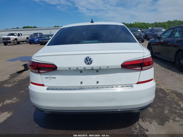 Продаж на аукціоні авто 2021 Volkswagen Passat 2.0t Se, vin: 1VWSA7A38MC017590, номер лоту: 45233075