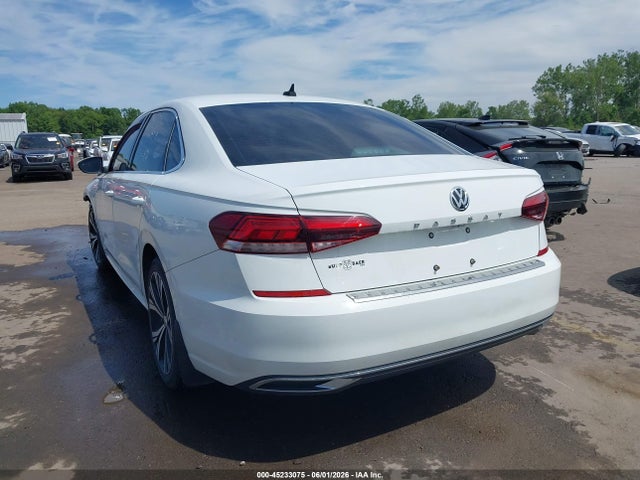 Продаж на аукціоні авто 2021 Volkswagen Passat 2.0t Se, vin: 1VWSA7A38MC017590, номер лоту: 45233075