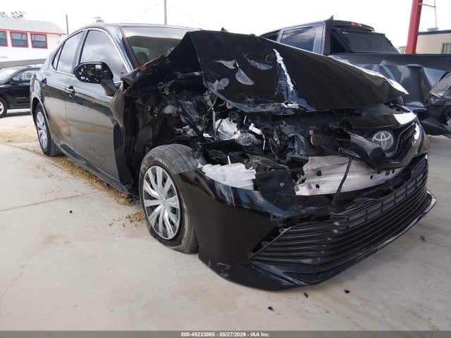 Продажа на аукционе авто 2018 Toyota Camry L, vin: 4T1B11HKXJU567727, номер лота: 45233085