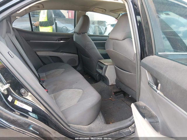Продажа на аукционе авто 2018 Toyota Camry L, vin: 4T1B11HKXJU567727, номер лота: 45233085